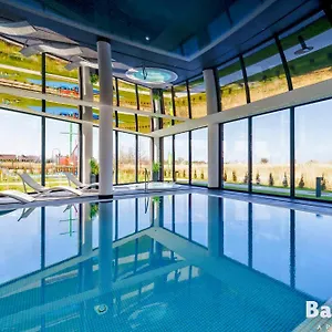Aparthotel Balticon Westin House -luksusowy 70m2 , Basen Pool, Sauna, Parking Inklusive 